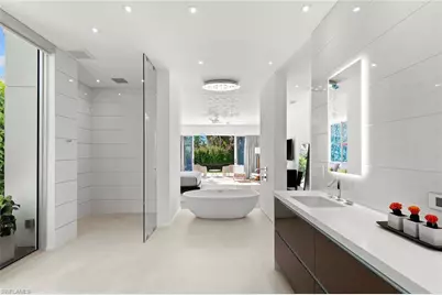 652 Bougainvillea Rd, Naples, FL 34102 - Photo 33