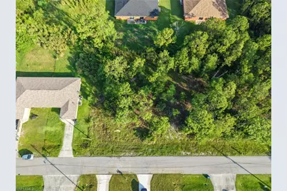 2430 Lola Ave S, Lehigh Acres, FL 33973 - Photo 7