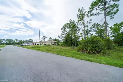 2430 Lola Ave S, Lehigh Acres, FL 33973 - Photo 15