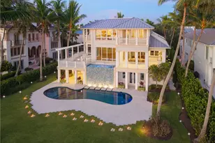 1270 Gulf Shore Blvd S, Naples, FL 34102 - Photo 7