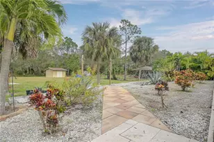 2515 70th Ave NE, Naples, FL 34120 - Photo 31