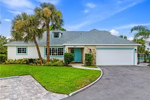 541 94th Ave N, Naples, FL 34108 - Photo 1