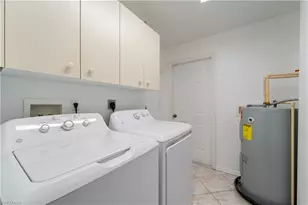 6910 Huntington Lakes Cir, Naples, FL 34119 - Photo 39