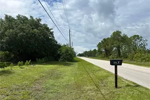 1940 Desoto Blvd N, Naples, FL 34120 - Photo 33