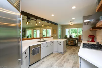 5840 Bur Oaks Ln, Naples, FL 34119 - Photo 13