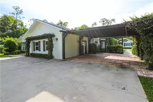 5840 Bur Oaks Ln, Naples, FL 34119 - Photo 7