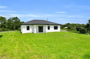 825 Frederick Reid St E, Lehigh Acres, FL 33971 - Photo 3