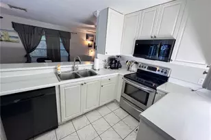 690 95th Ave N, Naples, FL 34108 - Photo 15