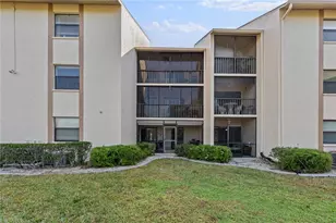 13240 White Marsh Ln, Fort Myers, FL 33912 - Photo 31