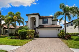 4764 Formosa Dr, Naples, FL 34119 - Photo 1