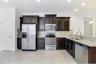 13366 Kent St, Naples, FL 34109 - Photo 5