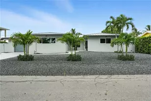 5 Glenview Manor Dr, Fort Myers Beach, FL 33931 - Photo 47