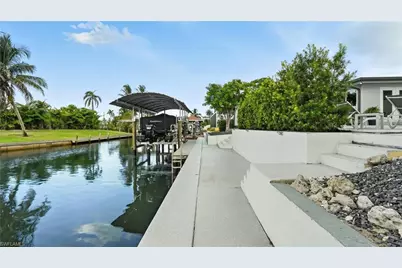 5 Glenview Manor Dr, Fort Myers Beach, FL 33931 - Photo 49