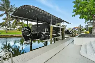 5 Glenview Manor Dr, Fort Myers Beach, FL 33931 - Photo 35