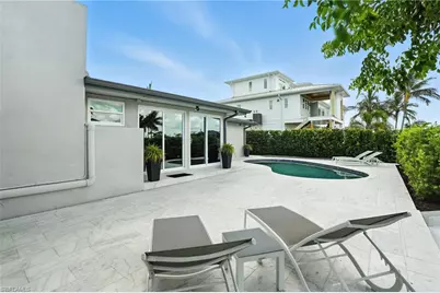 5 Glenview Manor Dr, Fort Myers Beach, FL 33931 - Photo 37