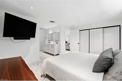 5 Glenview Manor Dr, Fort Myers Beach, FL 33931 - Photo 27