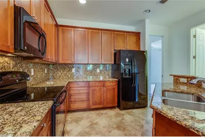9037 Alturas St #37-2, Naples, FL 34113 - Photo 7