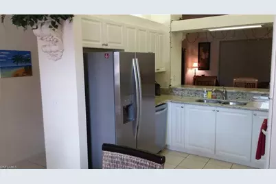 445 Robin Hood Cir #201, Naples, FL 34104 - Photo 5