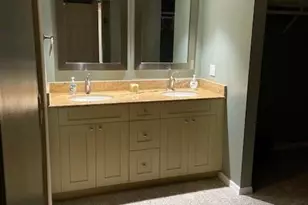 2305 Gulf Shore Blvd N, Naples, FL 34103 - Photo 15