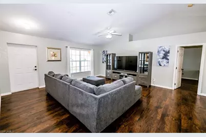 501 NE 24th Ter, Cape Coral, FL 33909 - Photo 31