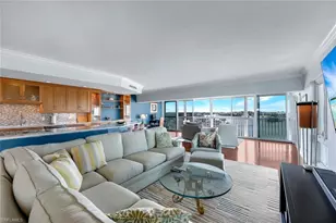 250 Park Shore Dr, Naples, FL 34103 - Photo 3