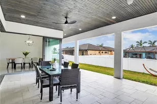 2506 SW 24th Ct, Cape Coral, FL 33914 - Photo 15