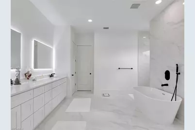 2506 SW 24th Ct, Cape Coral, FL 33914 - Photo 21