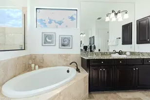 3273 Runaway Ln, Naples, FL 34114 - Photo 11