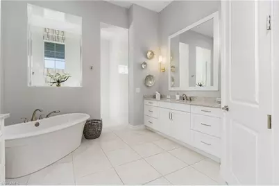 14226 Charthouse Cir, Naples, FL 34114 - Photo 33