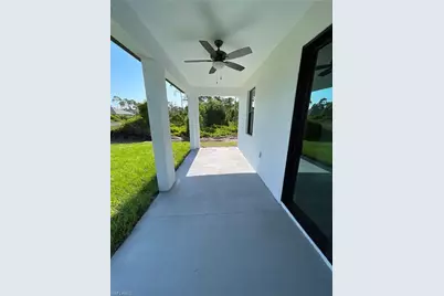 1137 Damen St E, Lehigh Acres, FL 33974 - Photo 5