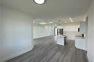 817 Newell St E, Lehigh Acres, FL 33974 - Photo 7