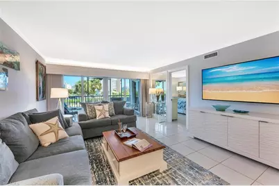 12945 Vanderbilt Dr #304, Naples, FL 34110 - Photo 15