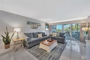 12945 Vanderbilt Dr, Naples, FL 34110 - Photo 19