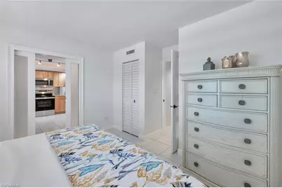 12945 Vanderbilt Dr #304, Naples, FL 34110 - Photo 29