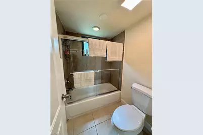 788 Park Shore Dr #D20, Naples, FL 34103 - Photo 15