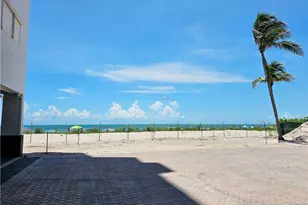 9051 Gulf Shore Dr, Naples, FL 34108 - Photo 33