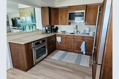 9051 Gulf Shore Dr #2, Naples, FL 34108 - Photo 9