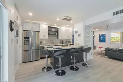 788 Park Shore Dr #F37, Naples, FL 34103 - Photo 9