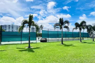 25 Bluebill Ave, Naples, FL 34108 - Photo 33