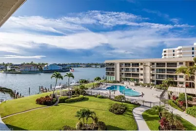 3200 Gulf Shore Blvd N #403, Naples, FL 34103 - Photo 3