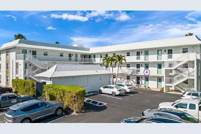 1021 3rd St S #110, Naples, FL 34102 - Photo 3