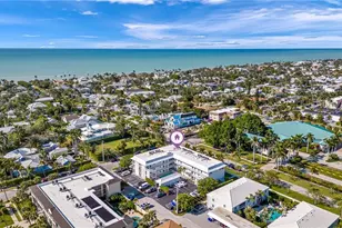 1021 3rd St S, Naples, FL 34102 - Photo 25