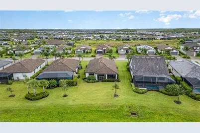 19604 Utopia Ln, Estero, FL 33928 - Photo 23