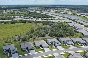 11035 Pebble Spgs Run, Fort Myers, FL 33913 - Photo 45