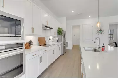 11035 Pebble Springs Run, Fort Myers, FL 33913 - Photo 5