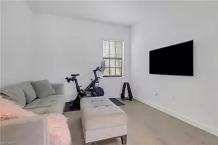 11035 Pebble Spgs Run, Fort Myers, FL 33913 - Photo 17