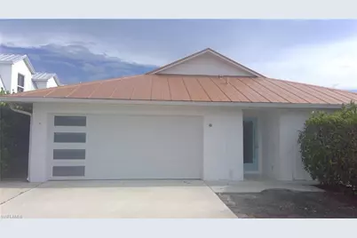 772 100th Ave N, Naples, FL 34108 - Photo 1