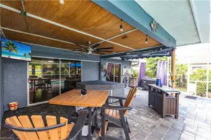 2667 River Reach Dr, Naples, FL 34104 - Photo 27