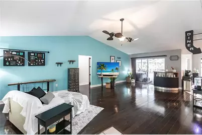 2667 River Reach Dr, Naples, FL 34104 - Photo 5