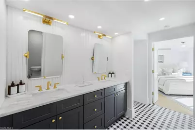 4041 Gulf Shore Blvd N #109, Naples, FL 34103 - Photo 19